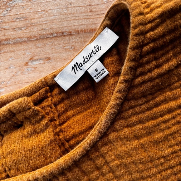 Madewell Light Spun Button Back Peplum Top - Picture 2 of 5